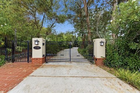 Photo of 1700 Pine Knoll Drive, Belmont, CA 94002 (MLS # ML82041502)