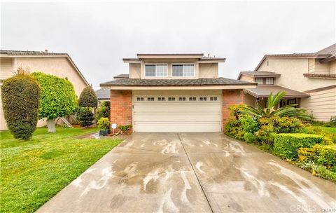 Photo of 2157 Baywood Dr, Fullerton, CA 92833 (MLS # PW26047216)