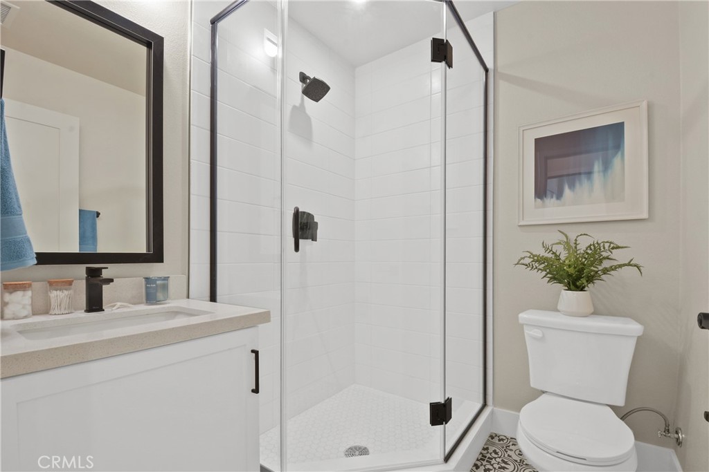 18090 Prairie Avenue 101
