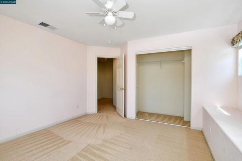 Tiny photo for 333 San Marino Lane LN, Brentwood, CA 94513 (MLS # 41137349)