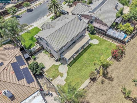 Tiny photo for 333 San Marino Lane LN, Brentwood, CA 94513 (MLS # 41137349)