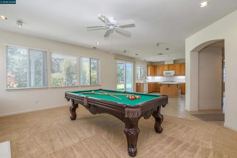 Tiny photo for 333 San Marino Lane LN, Brentwood, CA 94513 (MLS # 41137349)