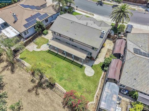 Tiny photo for 333 San Marino Lane LN, Brentwood, CA 94513 (MLS # 41137349)