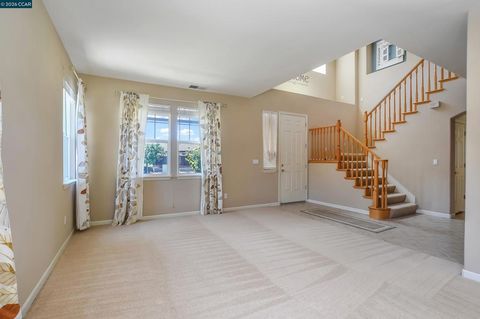 Tiny photo for 333 San Marino Lane LN, Brentwood, CA 94513 (MLS # 41137349)