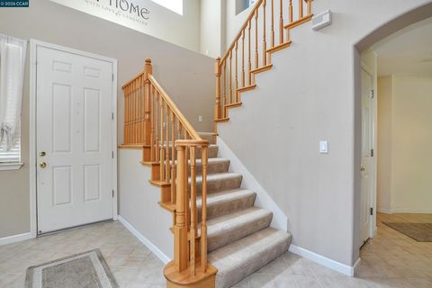 Tiny photo for 333 San Marino Lane LN, Brentwood, CA 94513 (MLS # 41137349)
