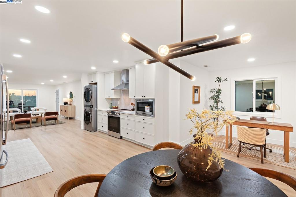 WASHINGTON MANOR - Residential