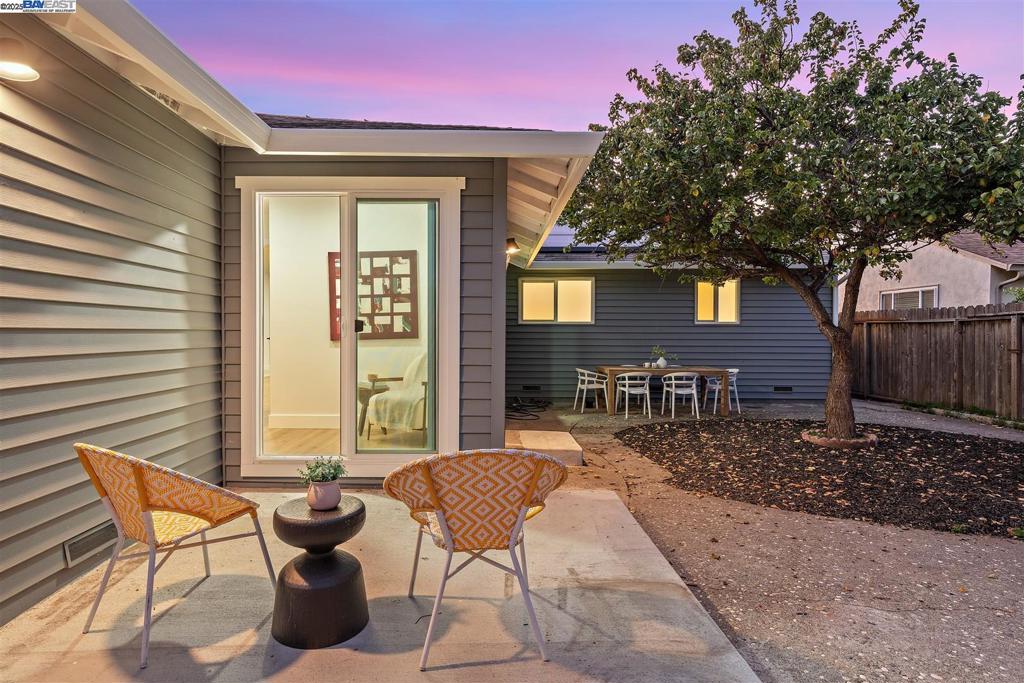 WASHINGTON MANOR - Residential