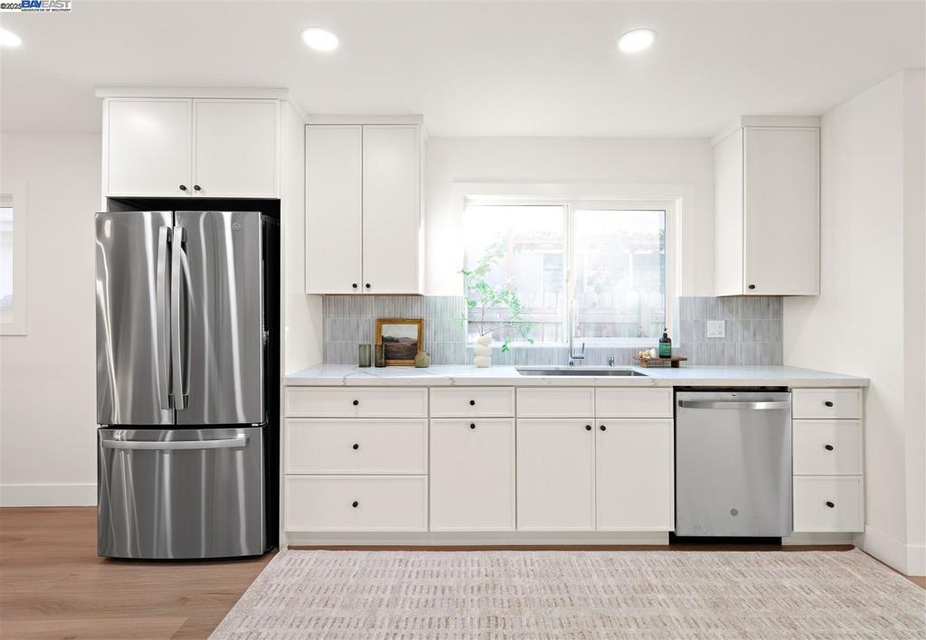 WASHINGTON MANOR - Residential