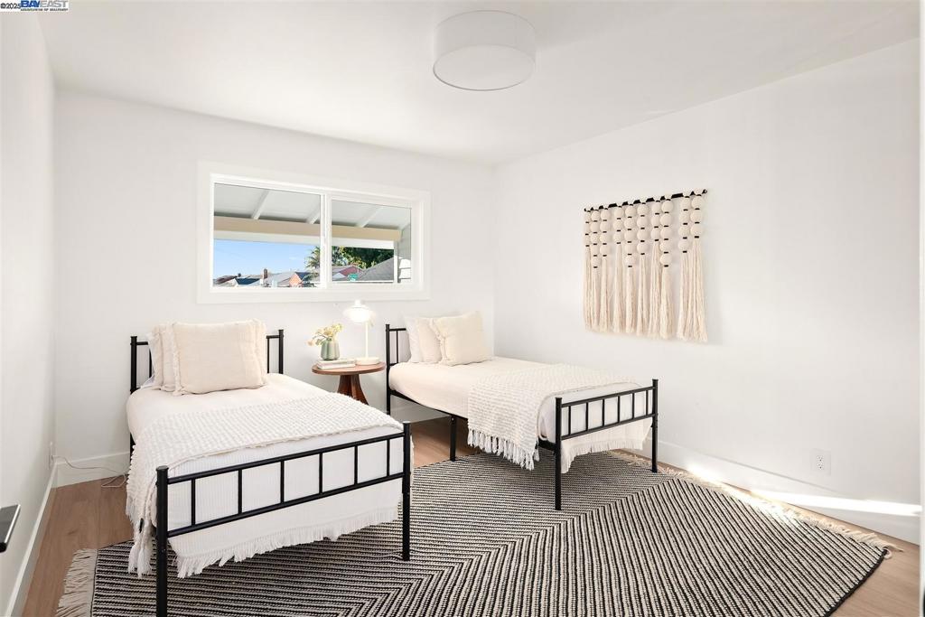 WASHINGTON MANOR - Residential