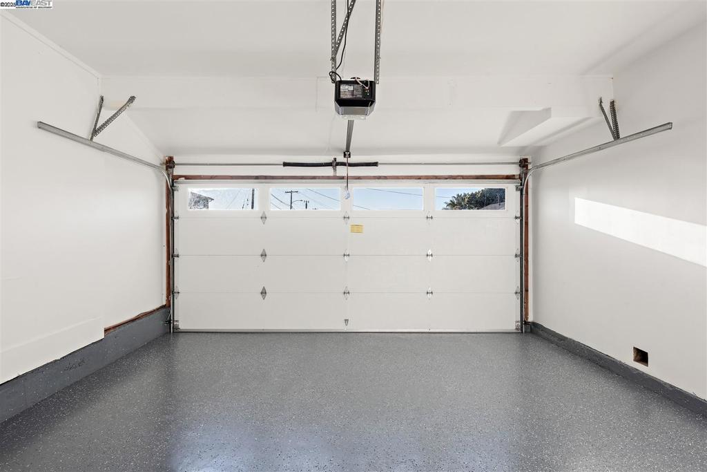 WASHINGTON MANOR - Residential