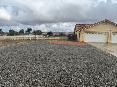 Tiny photo for 29083 Lakeview Ave, Nuevo, CA 92567 (MLS # SW26086459)