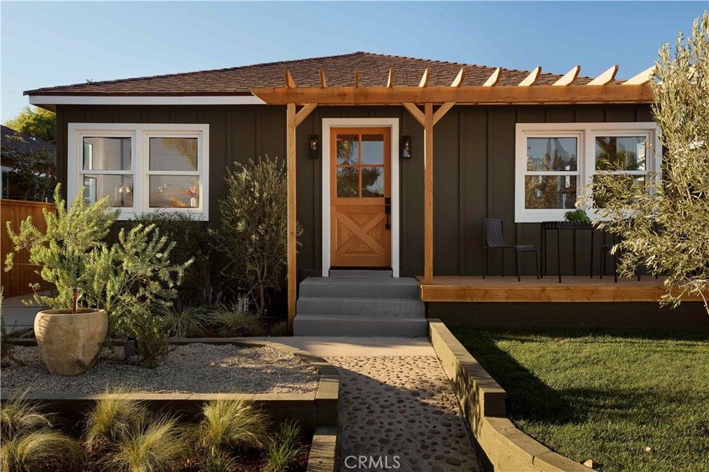 Photo of 2355 Gatewood Street, Los Angeles, CA 90031 (MLS # PW25255234)