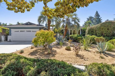 Photo of 572 Cypress Street, Redwood City, CA 94061 (MLS # ML82024293)