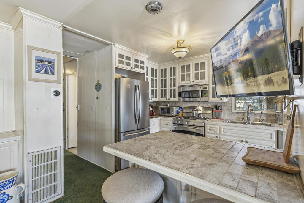 69371 Parkside Drive