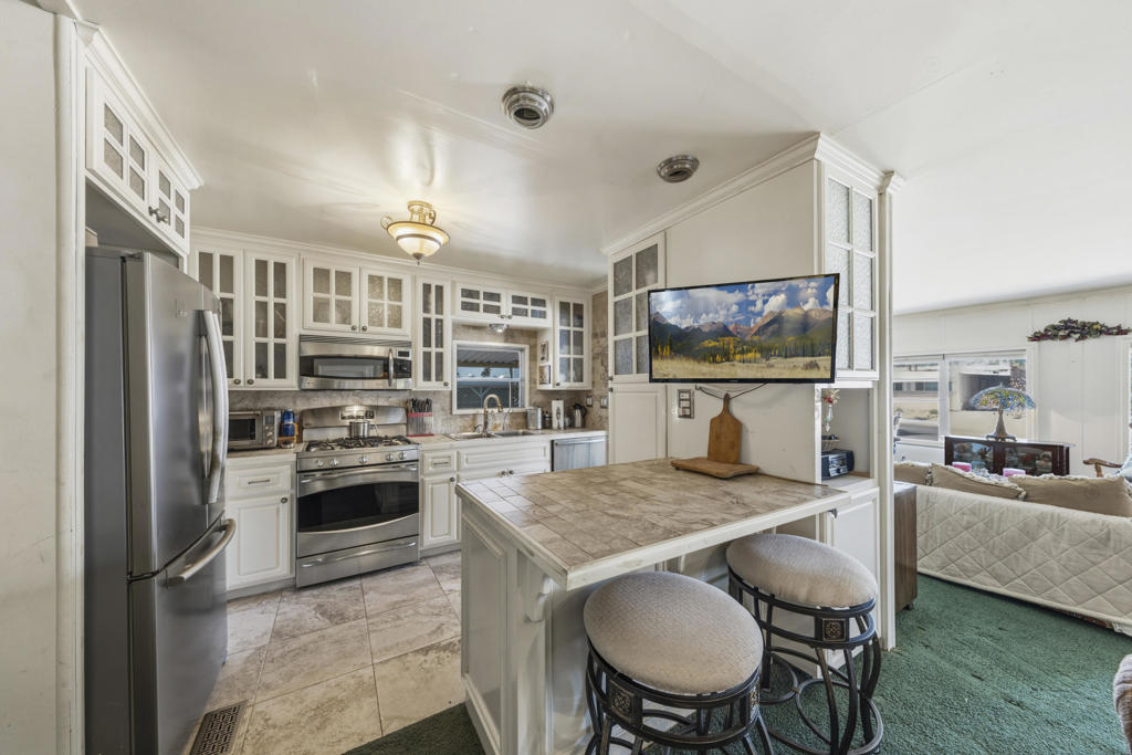 69371 Parkside Drive