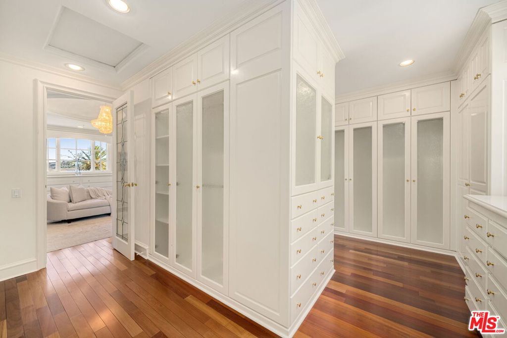 Custom NR-736 - 736 - Residential