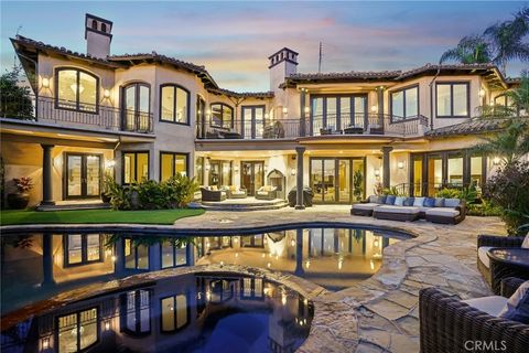 Photo of 215 S Poinsettia Avenue, Manhattan Beach, CA 90266 (MLS # SB26020722)