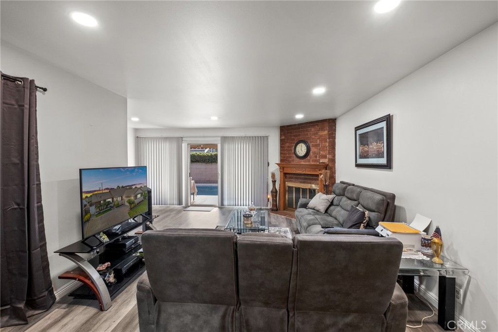 7581 Primrose Dr.