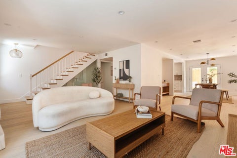 Photo of 1337 Centinela Avenue #2, Santa Monica, CA 90404 (MLS # 26991691)