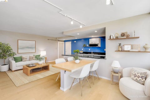 Photo of 2550 Dana St St #5F, Berkeley, CA 94704 (MLS # 41151977)