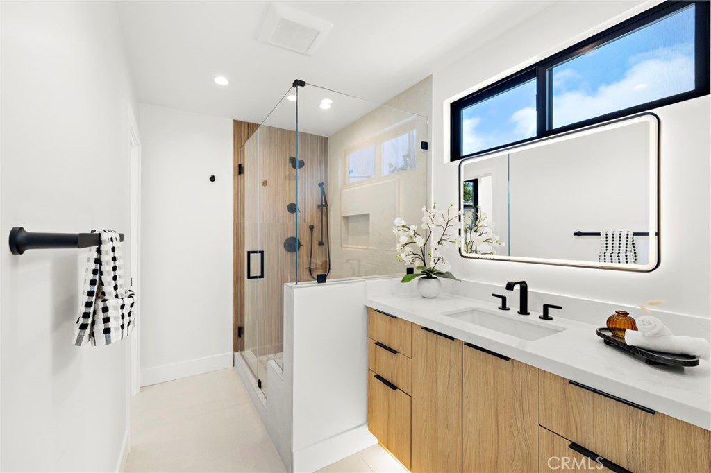 CUS - Residential Lease