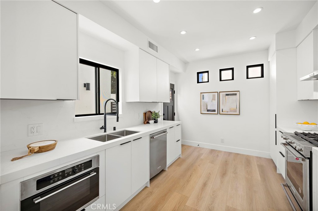 CUS - Residential Lease