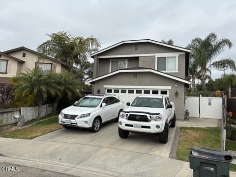 Photo of 1525 Burnside Avenue, Ventura, CA 93004 (MLS # V1-37320)