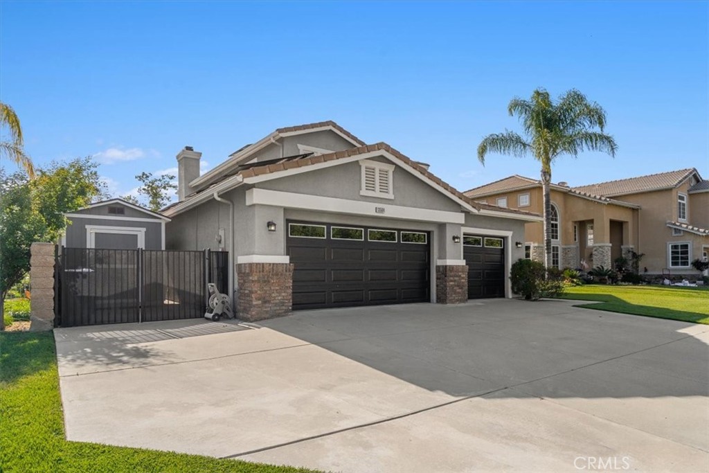 13504 Mesa Crest