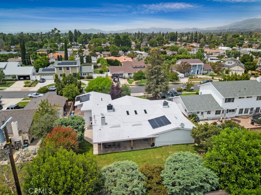 Properties 2 10208 Oak Park Avenue