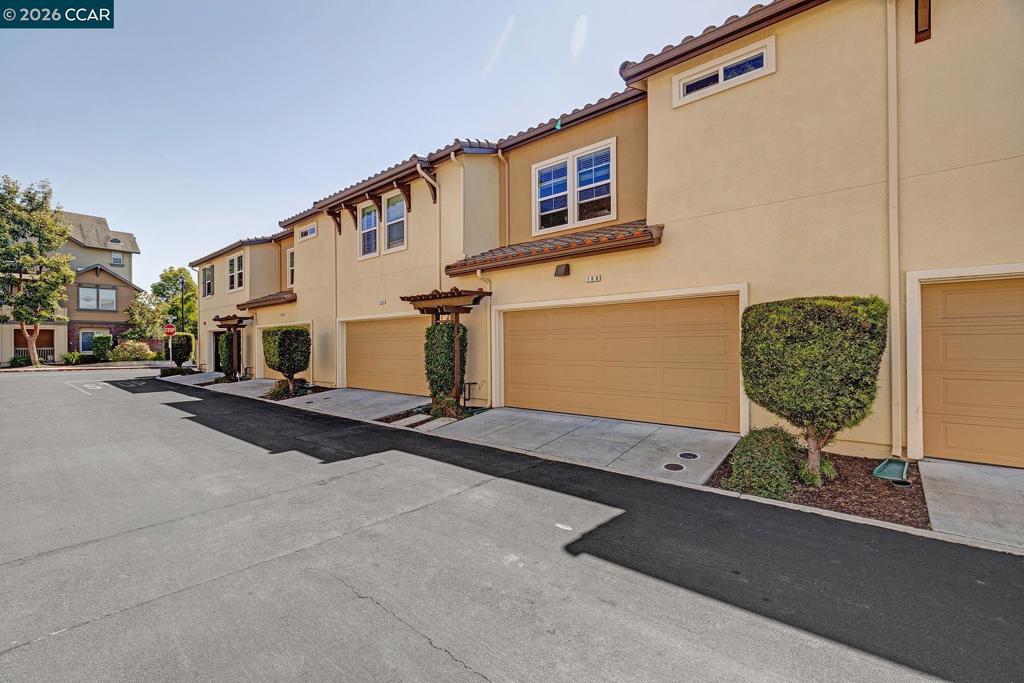 108 Arcangel Way