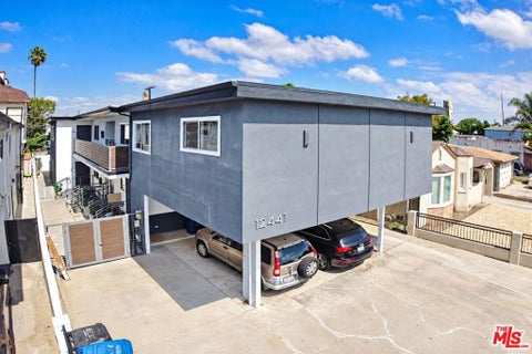 Photo of 12441 Gilmore Avenue #4, Los Angeles, CA 90066 (MLS # 26992205)