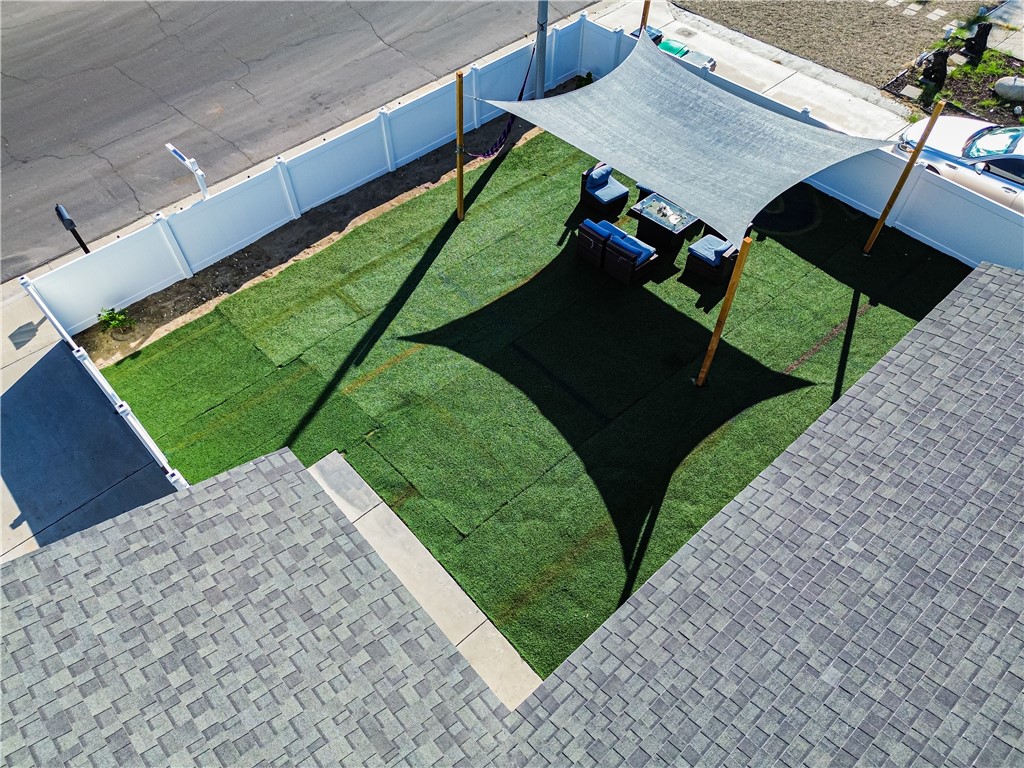 44394 Meadow Grove St