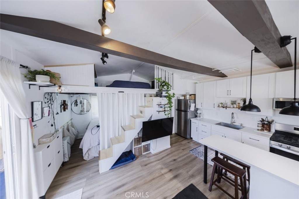 La Habra Woods Townhomes (LHWT) - Residential