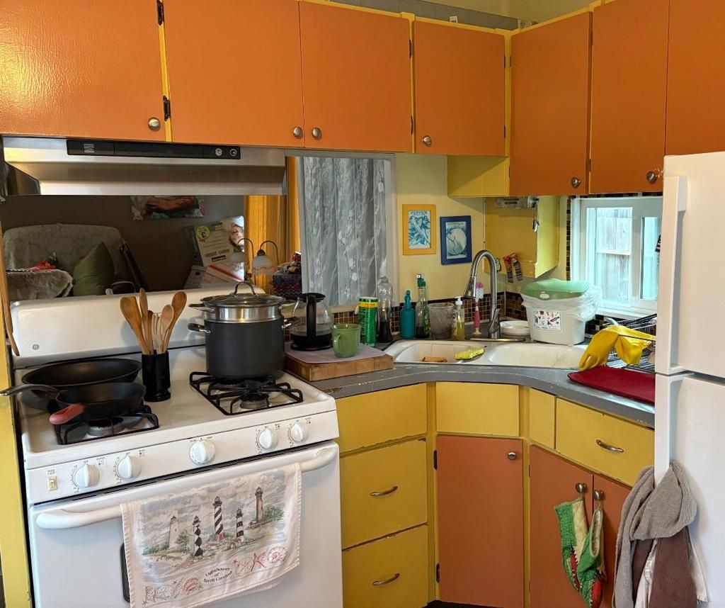 Photo of 141 Barranca Lane, Moss Beach, CA 94038 (MLS # ML82025607)