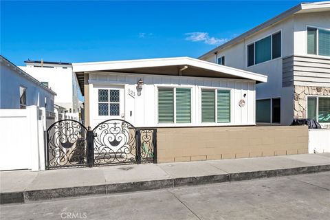 121 25th Newport Beach CA 92663