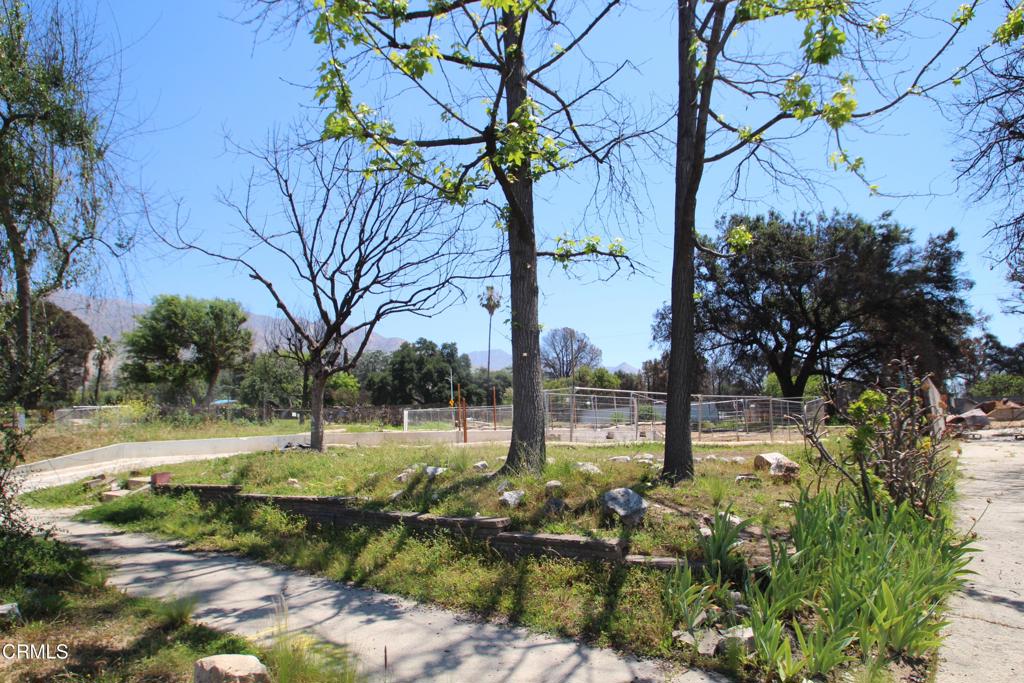 Properties 2 2688 McNally Avenue