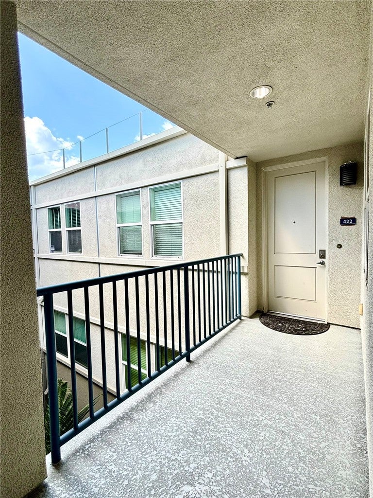 300 E 4th Street 422