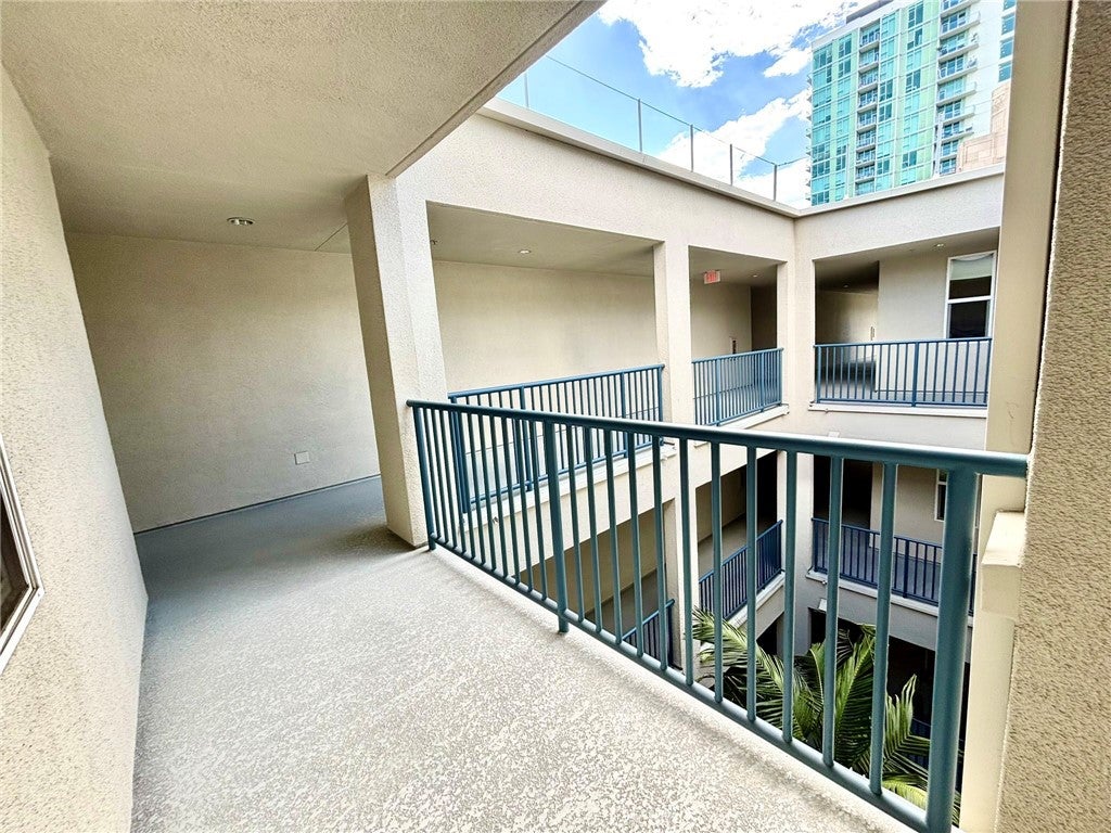 300 E 4th Street 422