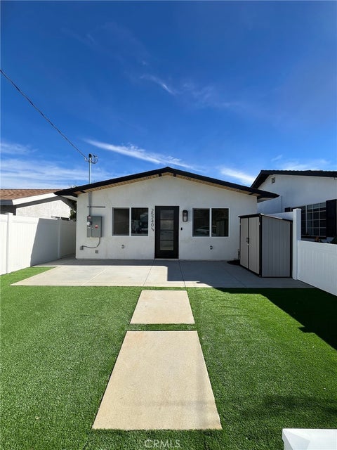 Photo of 25240 Everett Drive #1/2, Newhall, CA 91321 (MLS # SR26219694)