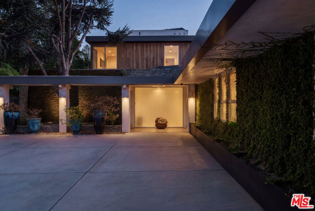 2644 Eden Place