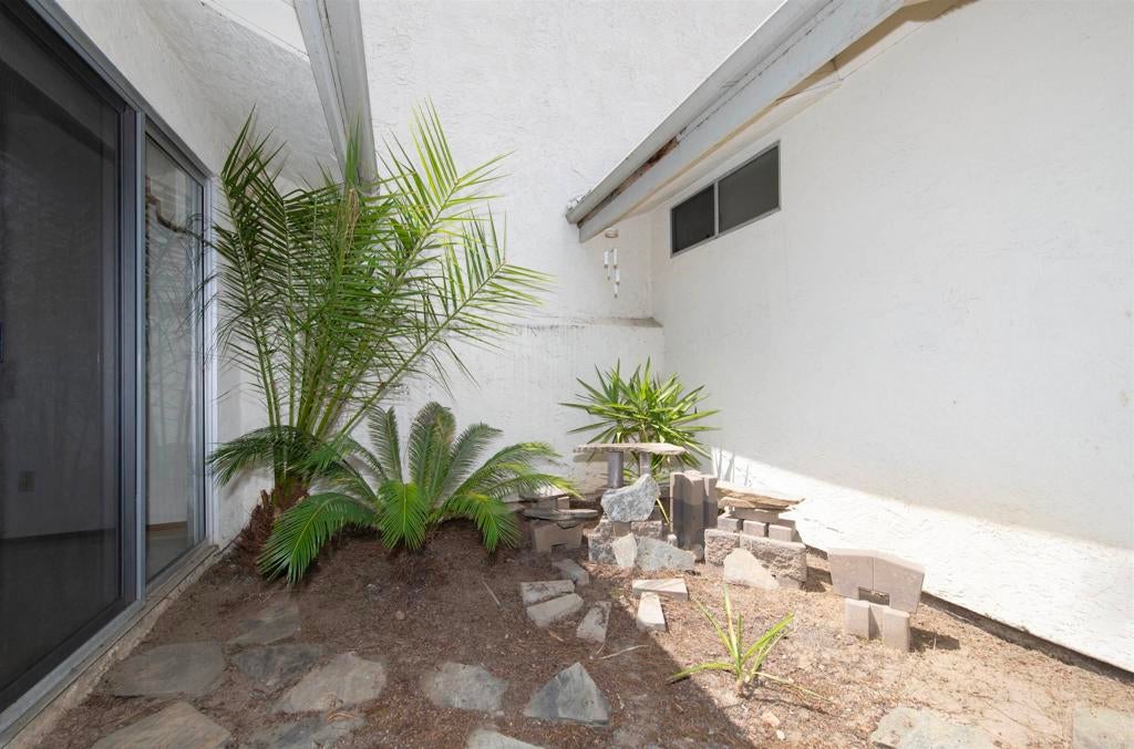 1290 QUILL GLEN