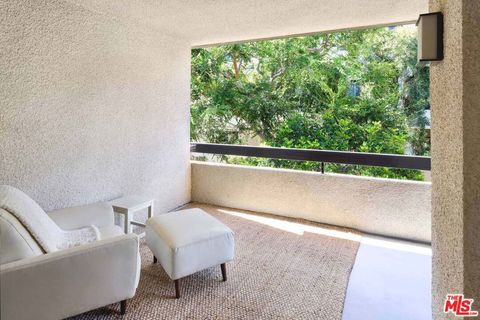 2467 Century Los Angeles CA 90067