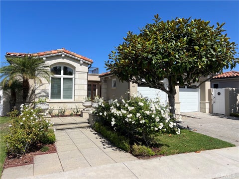 Photo of 413 Paseo De La Concha, Torrance, CA 90277 (MLS # SB26180865)