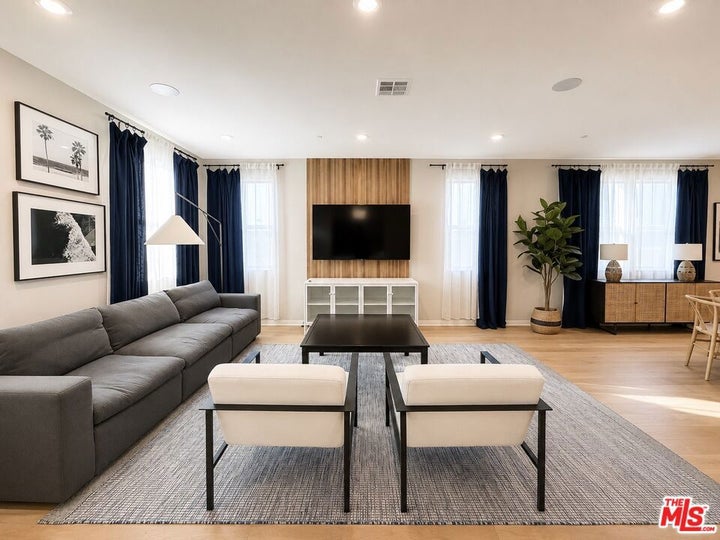 Photo 1 of 31 — 751 Daniel Freeman Circle, Inglewood, CA 90301