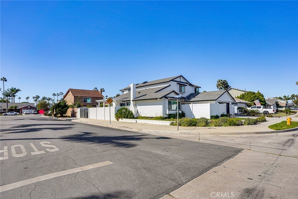 21221 Banff LN, Huntington Beach CA 92646