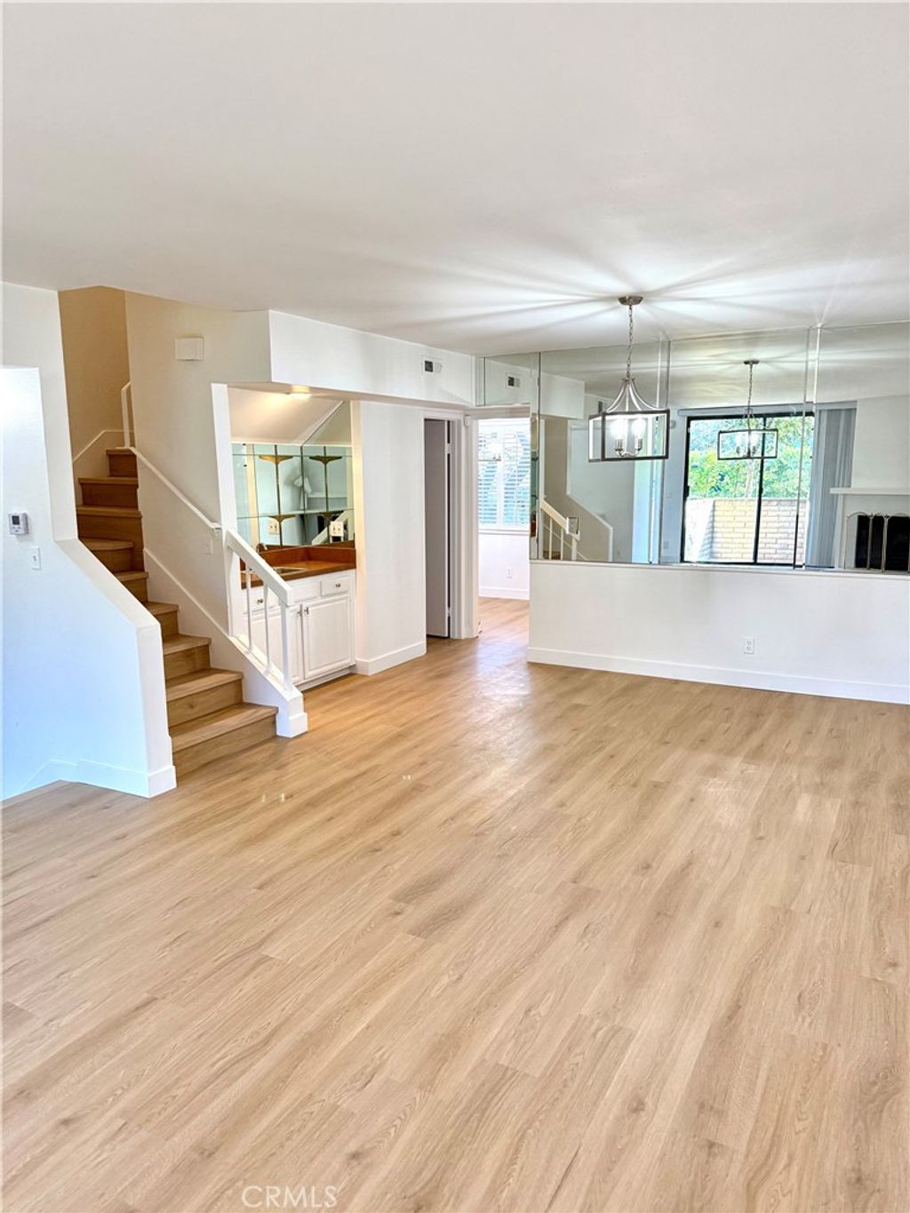 Photo of 21930 Marylee St #98, Woodland Hills, CA 91367 (MLS # SR25280047)