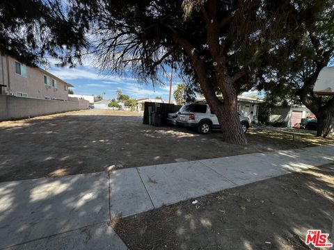 1071 & 1073 Walnut Street Tustin CA 92780