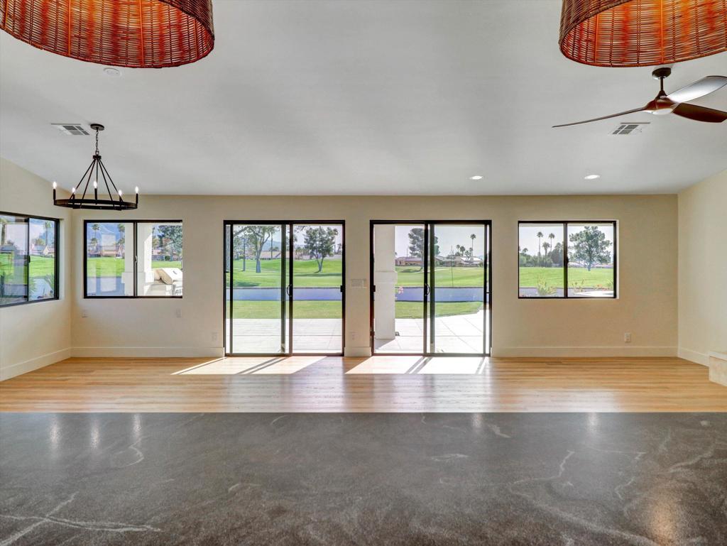 9721 Siwanoy Drive