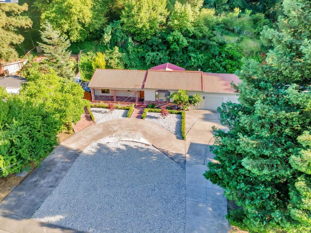 PINOLE VALLEY - Residential