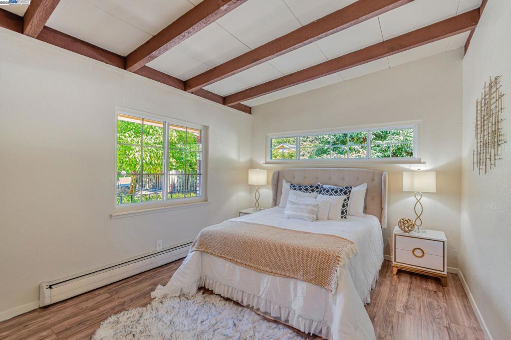 PINOLE VALLEY - Residential